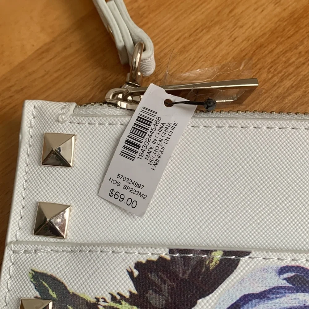 White House Black Market Studded Wristlet Zippered Clutch Purple Hydrangeas NWT